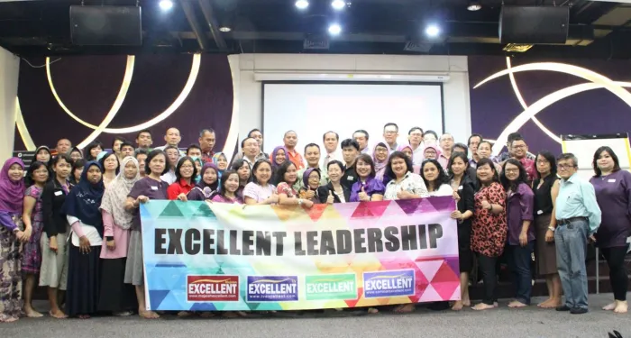 Gallery EXCELLENT LEADERSHIP GATHERING 6 25